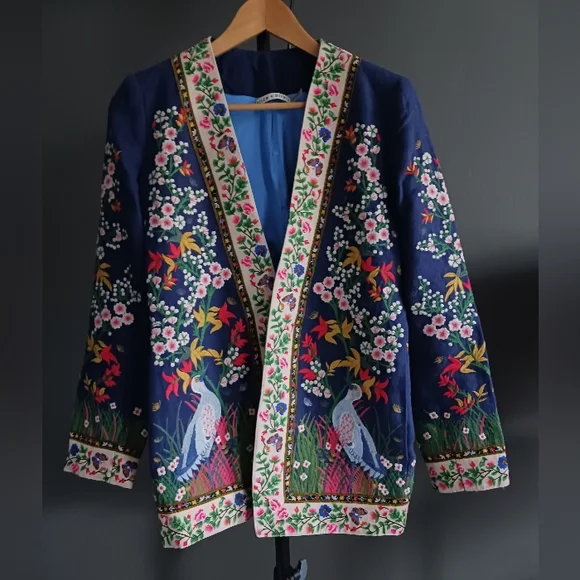 NWOT ALICE + OLIVIA JANICE EMBROIDERED jacket Size 0 - Picture 3 of 16